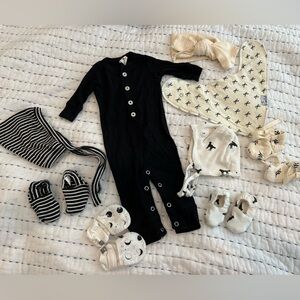 Kate Quinn one piece with multiple accessories - 0-3 month